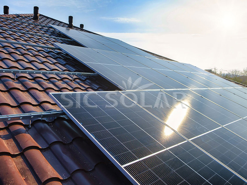 노르웨이의 20KW 지붕형 태양광 추적 시스템