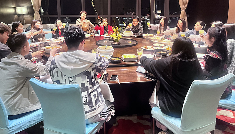 SIC Solar는 2023년을 회고하고 2024년을 기대합니다.